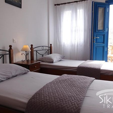 Comfy Room With Adorable View Sikinos Exterior photo